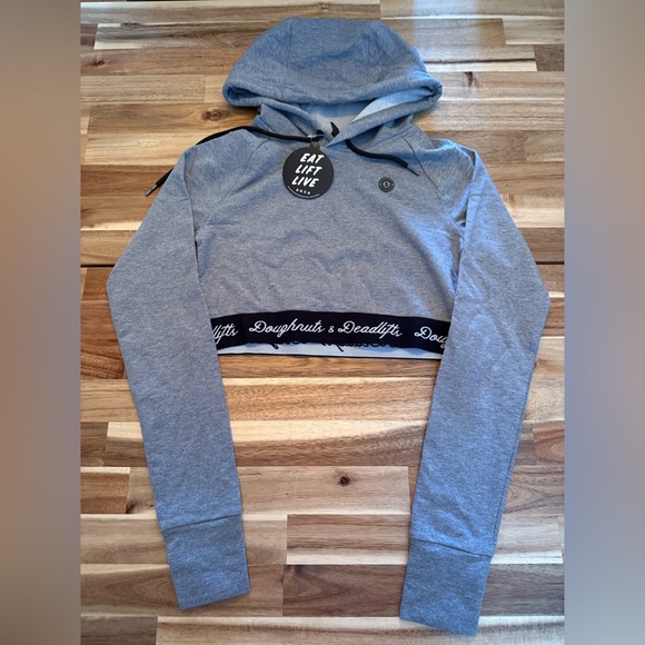Gray Cropped workout Hoodie doughnuts & deadlifts size small NWT - Picture 1 of 4